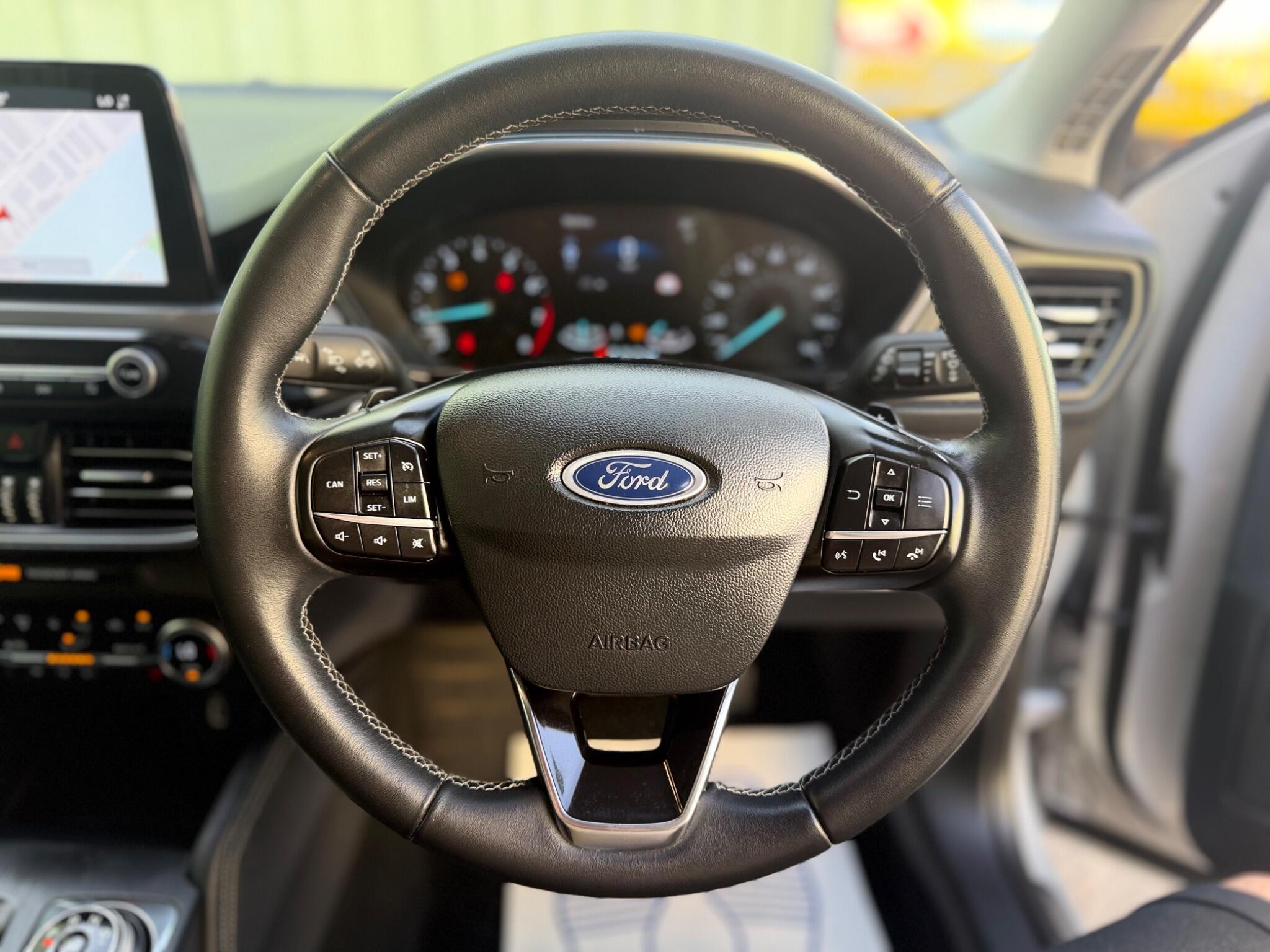 Ford Focus Right Side